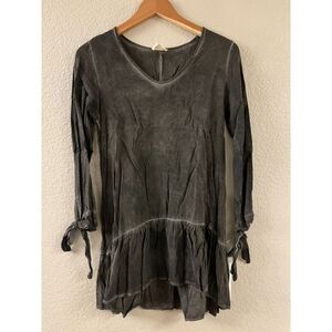 143 Story By Lineup‎ Distressed Gray Long Sleeved Blouse Tie Sleeves Small